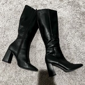 Black Knee High Boots with chunky heel